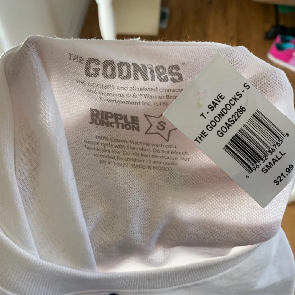 Goonies tee - Picture 3 of 4